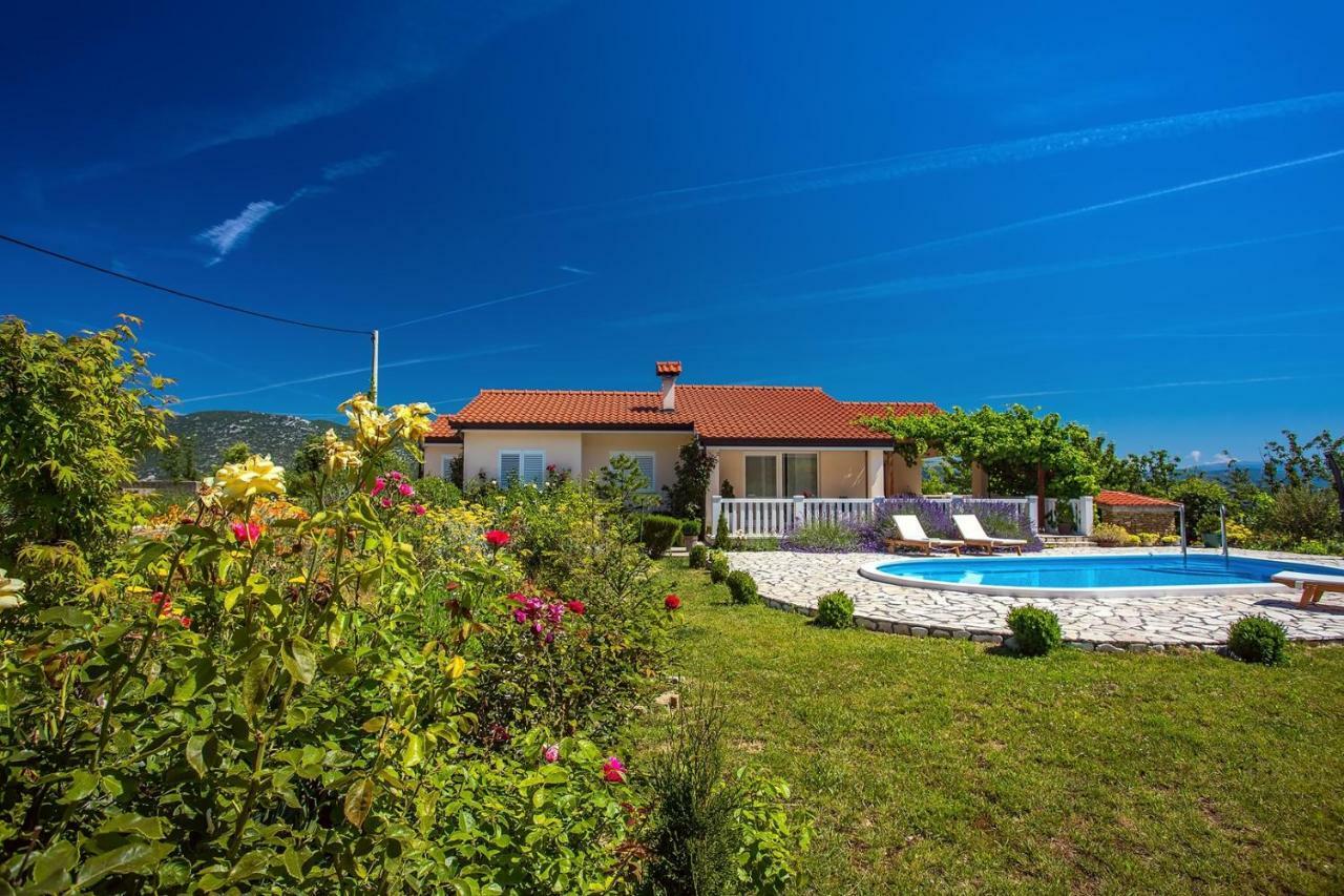 Villa Ana - 3 Bedroom Villa With Private Pool And Unspoiled Natural Environment Kucice Екстер'єр фото