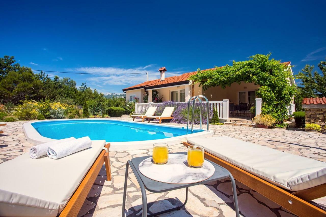 Villa Ana - 3 Bedroom Villa With Private Pool And Unspoiled Natural Environment Kucice Екстер'єр фото