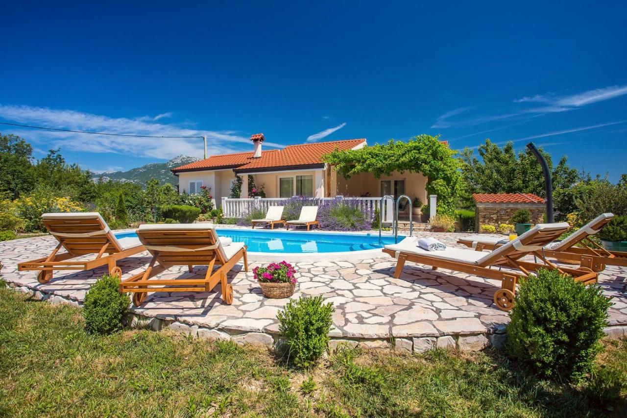 Villa Ana - 3 Bedroom Villa With Private Pool And Unspoiled Natural Environment Kucice Екстер'єр фото